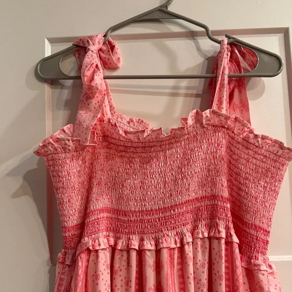 Pink Sleeveless Maxi Dress - Picture 2 of 4